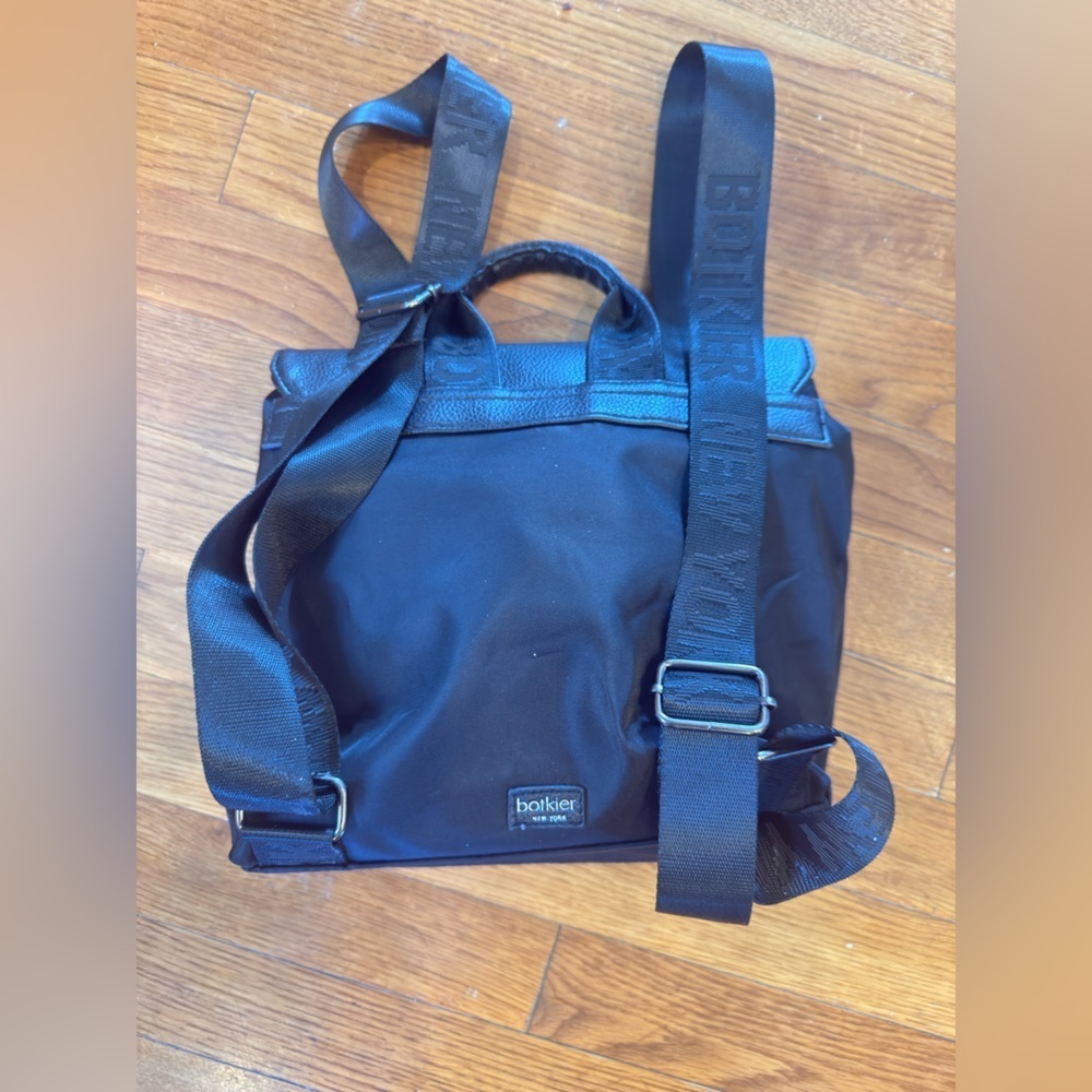 BOTKIER backpack for excellent condition - Picture 3 of 5